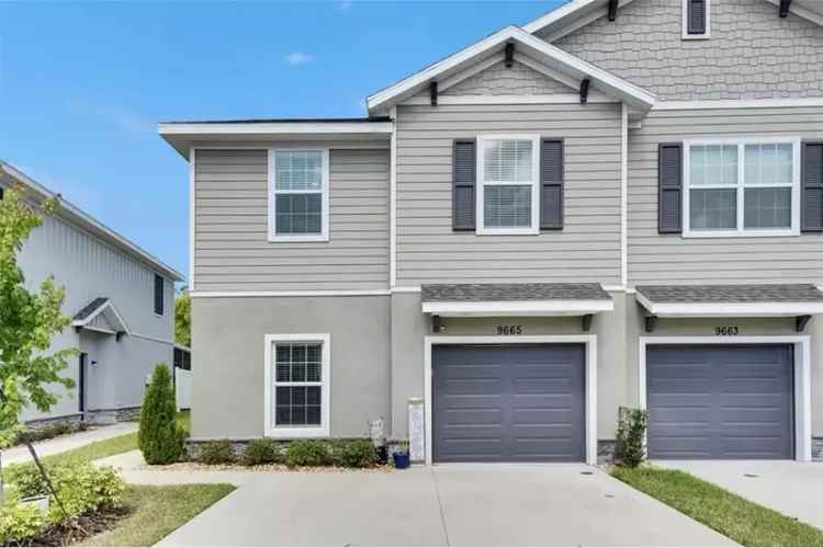 4 Bedroom Townhome in Calusa Creek Near Amenities