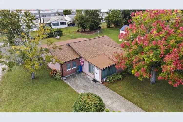 3 Bed 2 Bath Orlando Home Near Downtown - New Roof HVAC Sewer