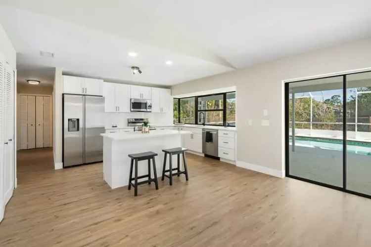 House For Sale , 210, Southeast Crosspoint Drive, Port Saint Lucie, Florida