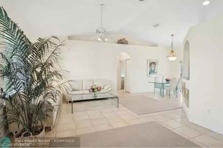 House For Sale , 327, Southwest Ridgecrest Drive, Port Saint Lucie, Florida