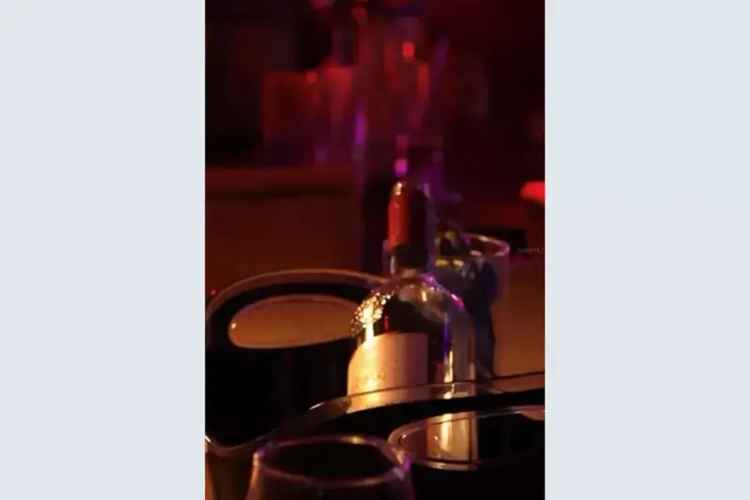 Restaurant and Nightclub for Sale High Traffic Area