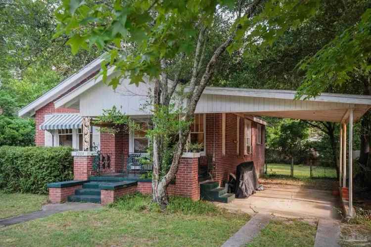 House For Sale , 2004, East Bobe Street, Pensacola, Florida