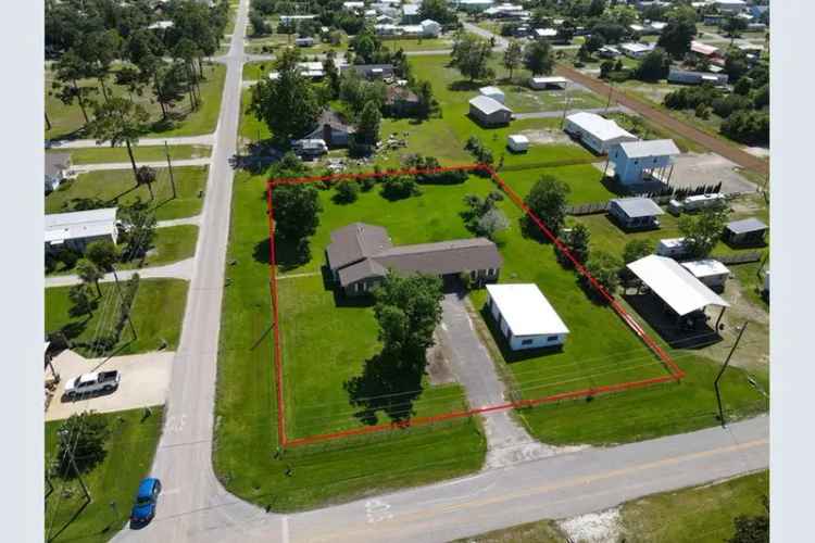 Gulf Access Home 3 Lots Guest House Storage Building