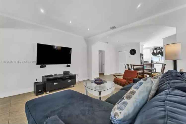 House For Sale , 54, Northeast 43rd Street, Miami, Florida