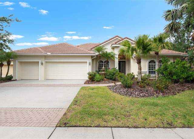 5 Bed 3 Bath Pool Home in Gated Community