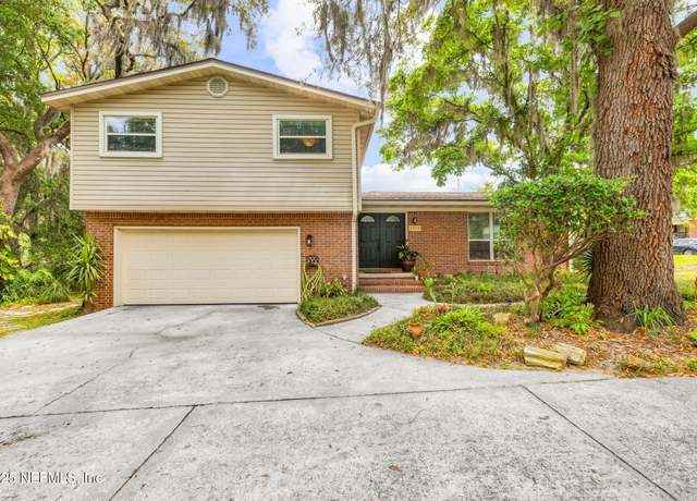 Updated 5-Bedroom Home near Jacksonville University - No HOA