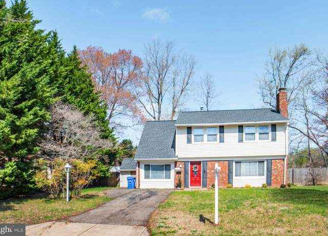 Updated 2-Level Single Family Home with New Flooring and Bathrooms