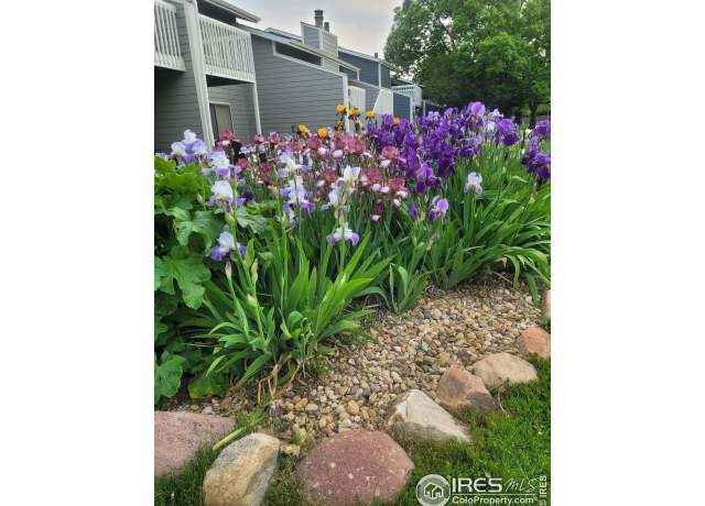 Completely Renovated 3 Bed 3 Bath Townhome Near Foothills Parkway