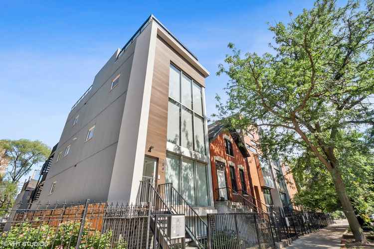 House For Sale , 1547, North Wood Street, Chicago, Illinois