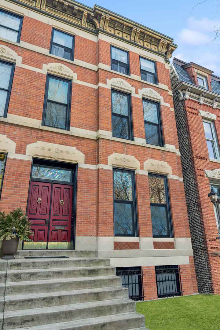 House For Sale , 1957, West Schiller Street, Chicago, Illinois