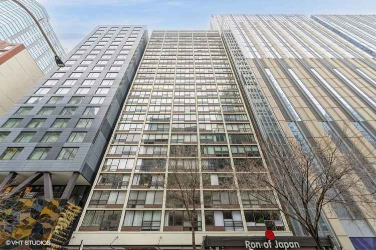 House For Sale , 230, East Ontario Street, Chicago, Illinois
