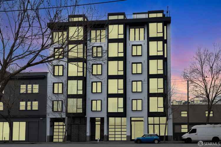 1-Bed 1-Bath Condo in SoMa Yerba Buena Move-in Ready
