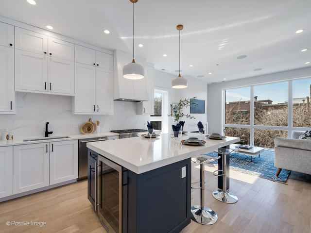 House For Sale , 867, North Marshfield Avenue, Chicago, Illinois