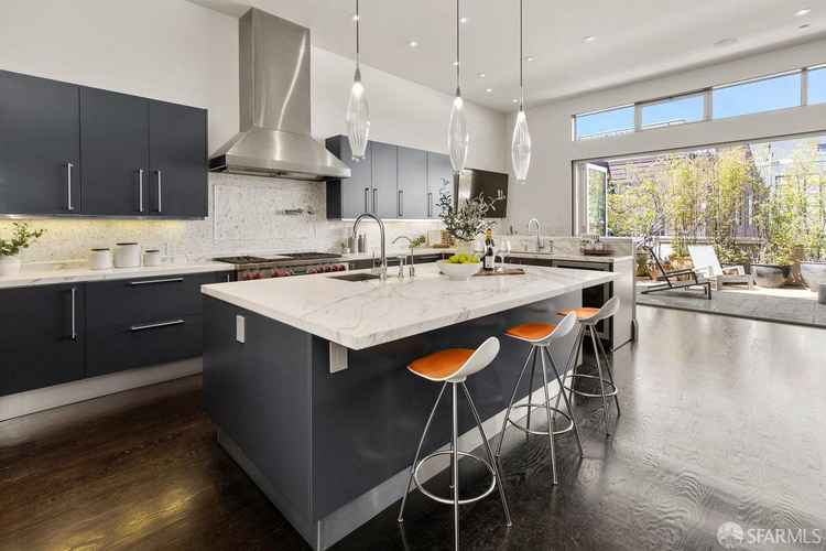 6735 Sqft Contemporary Urban Masterpiece with Chef's Kitchen and Rooftop Terrace