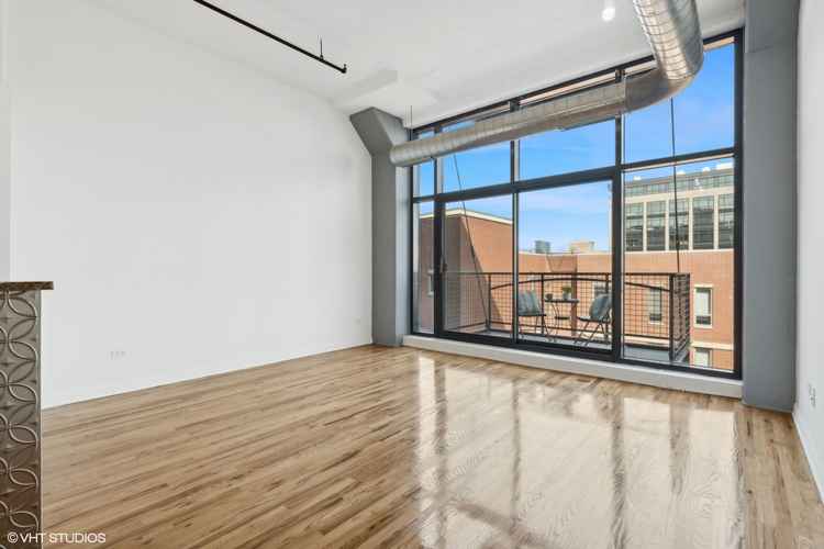 House For Sale , 1224, West Van Buren Street, Chicago, Illinois